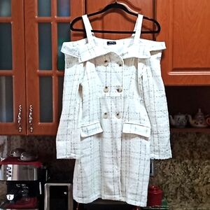 SHEIN Woven Dress With Gold Detail Threading. Silky lining. Super Cute and Cozy.